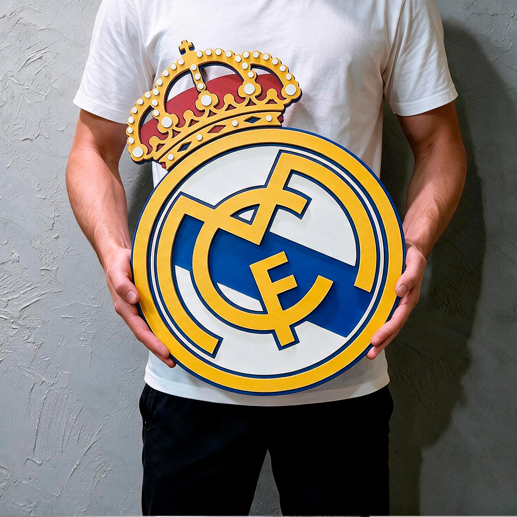 Real Madrid объемная эмблема