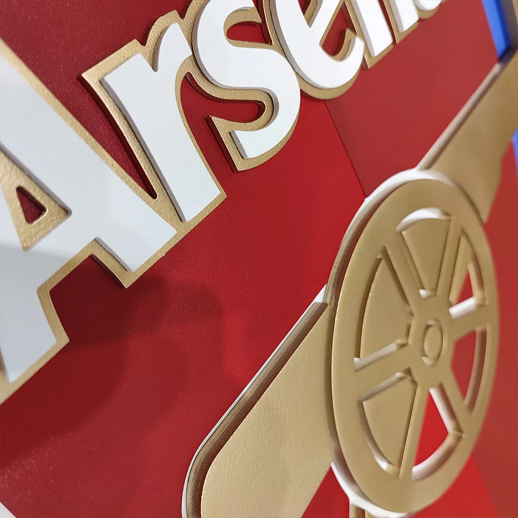 Большой объемный герб Arsenal из дерева
