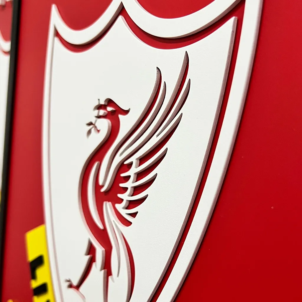 Логотип Liverpool FC — This is Anfield из дерева, объёмная конструкция